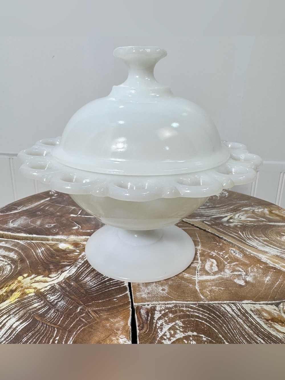 Anchor Hocking Old Colony Milk Glass Lace Edge Covered Compote Candy Dish